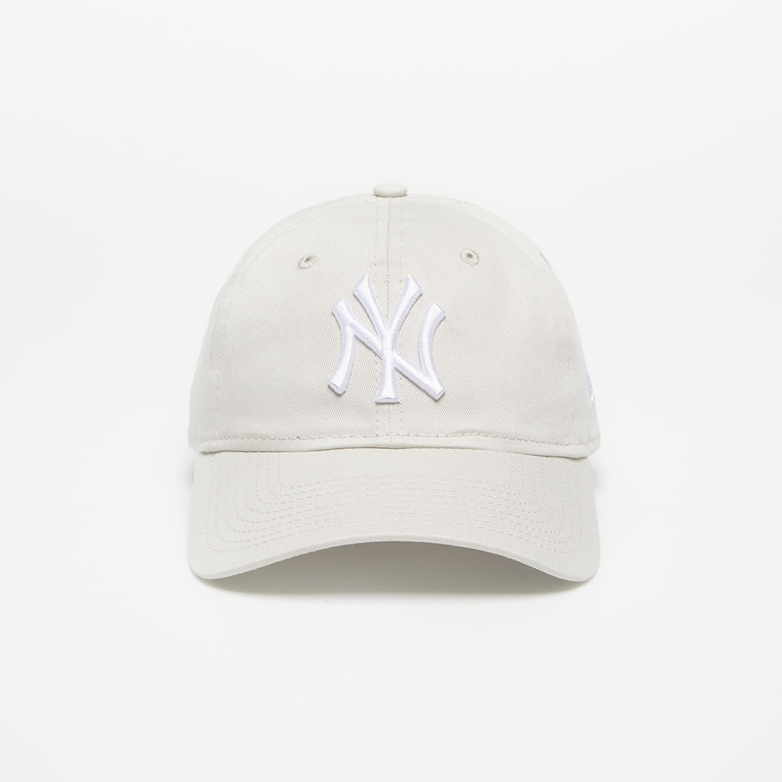 New Era New York Yankees League Essential 9TWENTY Adjustable Cap Stone/ White