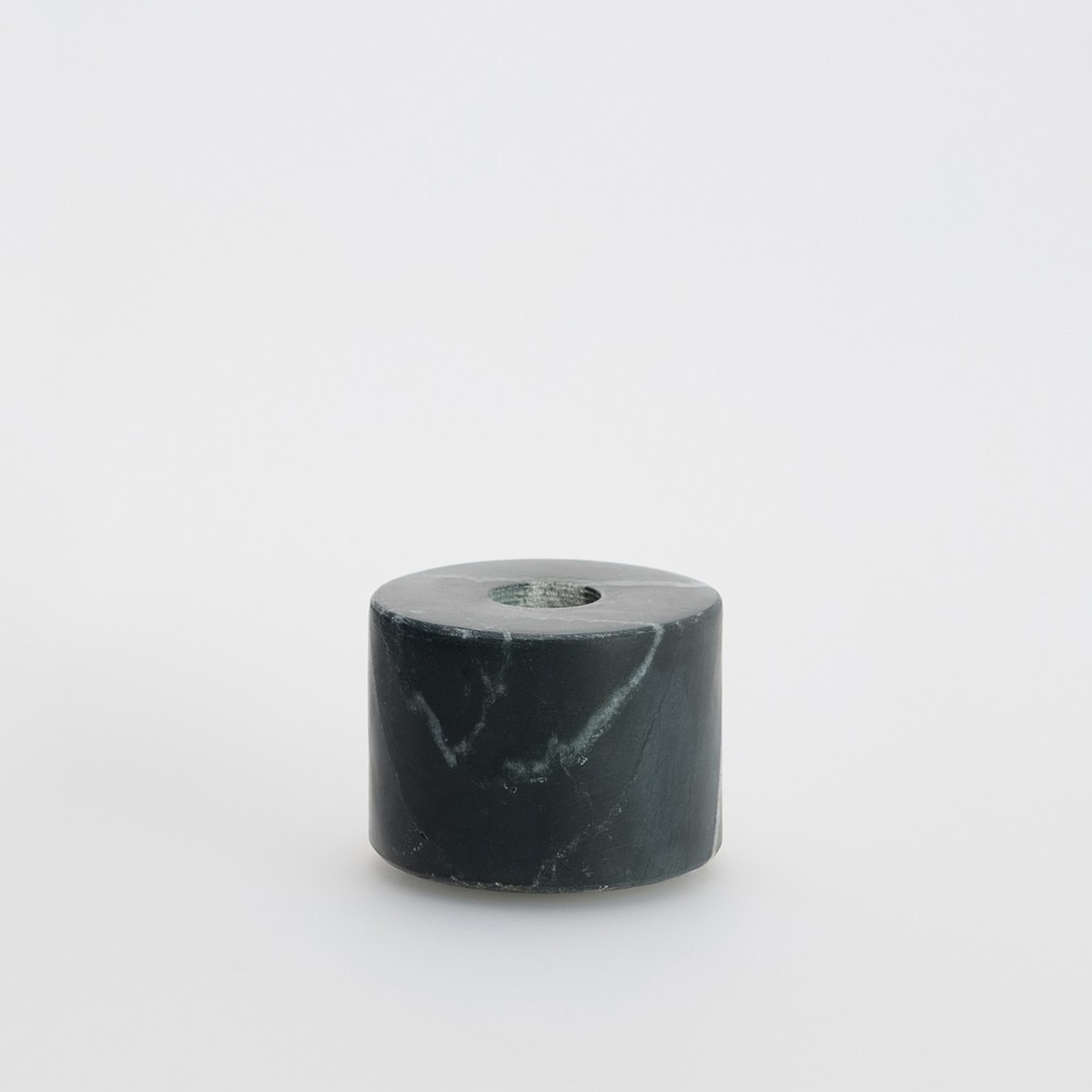 Reserved - Candlestick - Čierna
