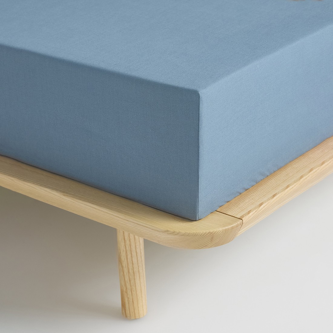 Reserved - Bedsheet - Modrá