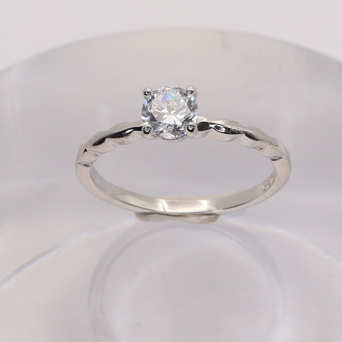 Strieborný prsteň 92674