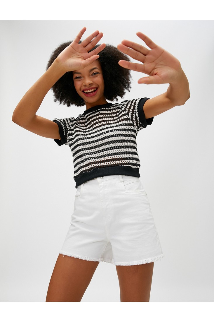 Koton Crop T-Shirt Short Sleeve Crew Neck Openwork