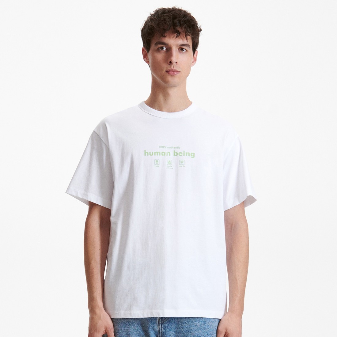Reserved - Oversize tričko s vyvýšenou potlačou - Biela