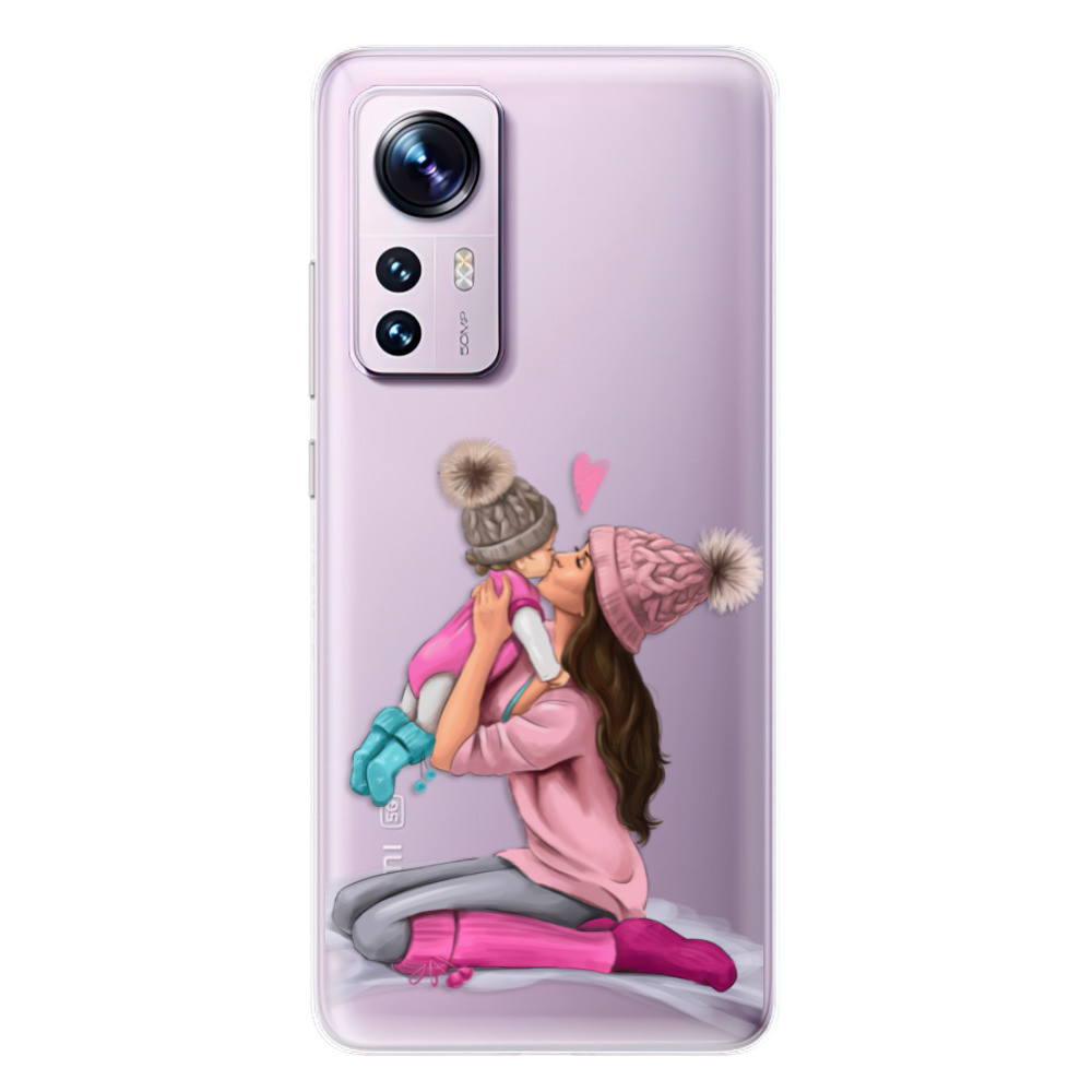 Odolné silikónové puzdro iSaprio - Kissing Mom - Brunette and Girl - Xiaomi 12 / 12X