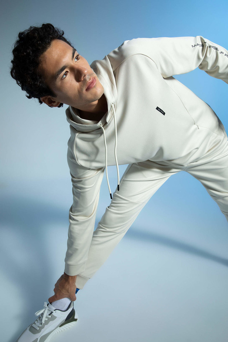 DEFACTO Standard Fit Long Sleeve Sweatshirt