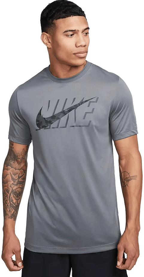 Nike Dri-FIT Fitness T-Shirt S
