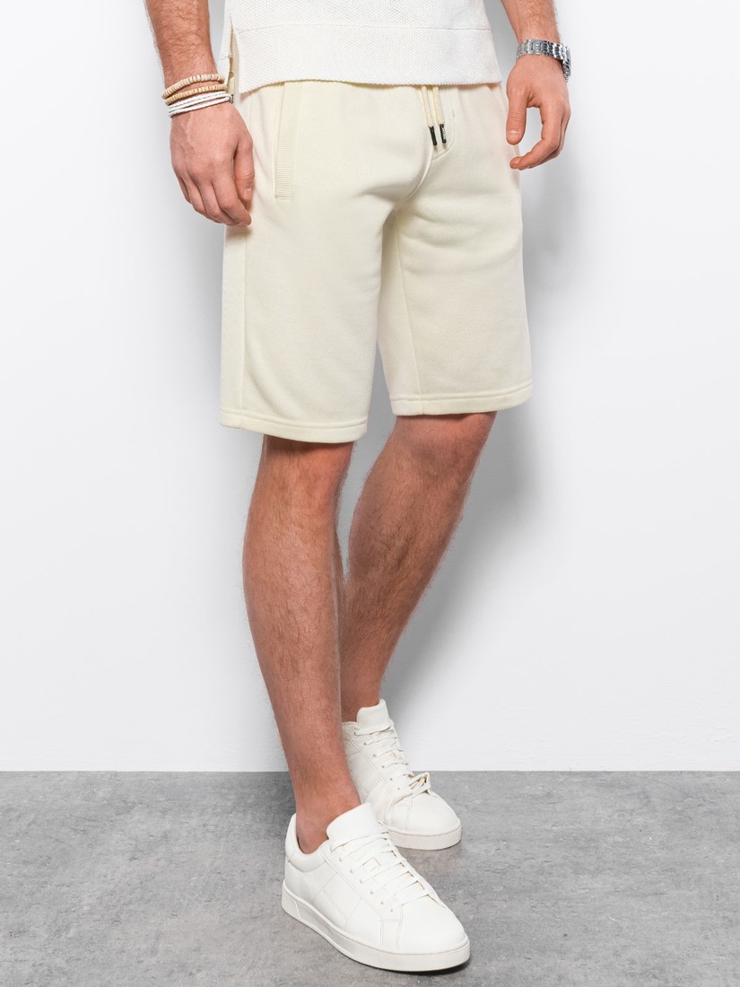 Ombre Men's short shorts with pockets - cream
