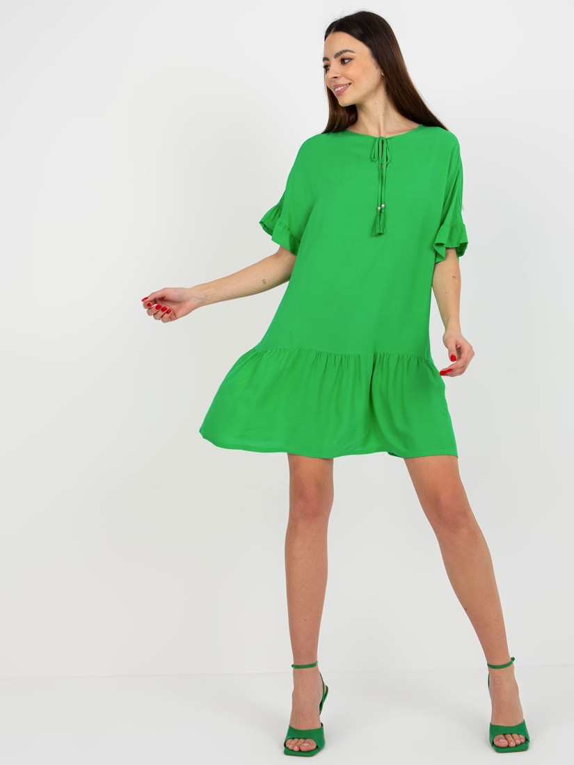 Green loose dress with frills and tie by Sindy SUBLEVEL