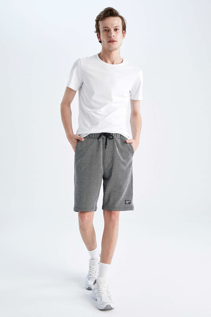 DEFACTO Regular Fit Short