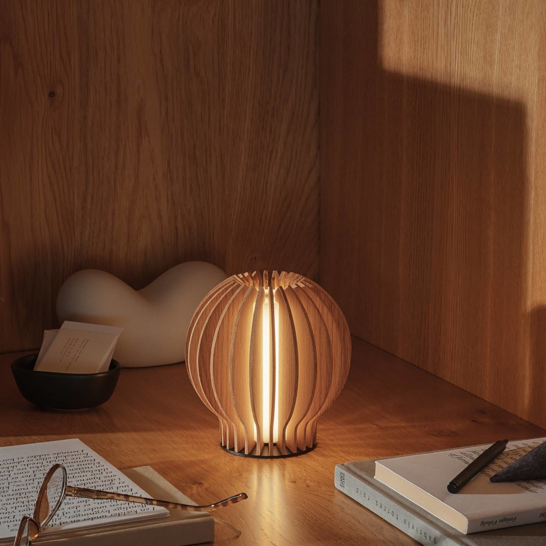 EVA Solo Radiant LED lampa batérie široká svetlá