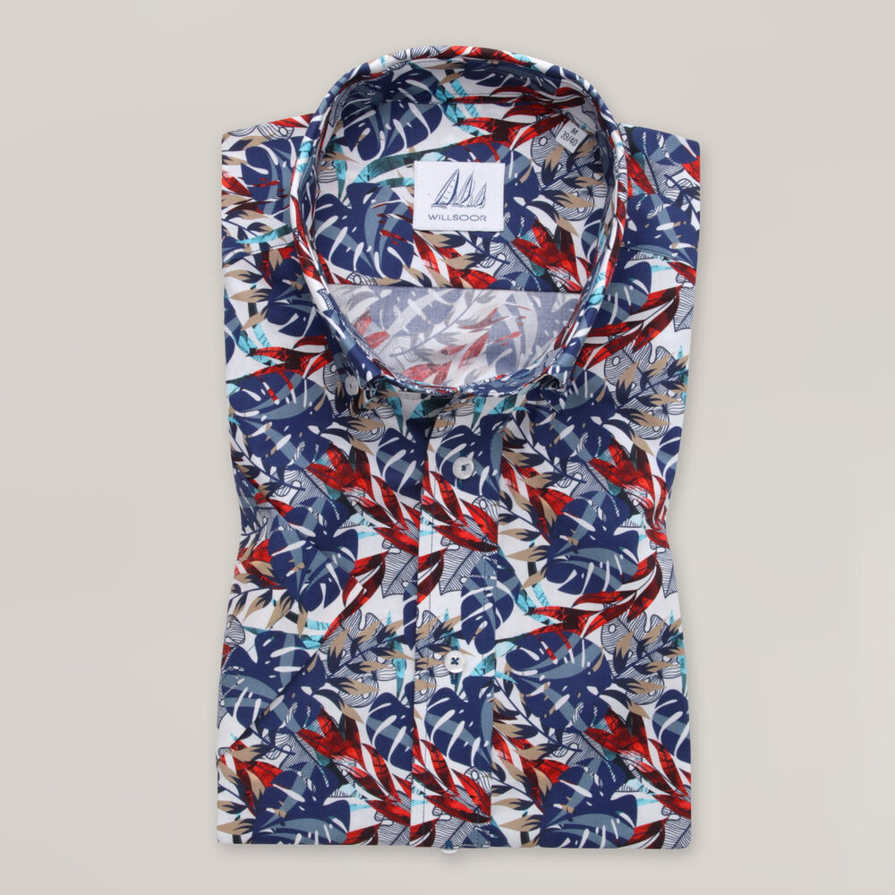 Moderná pánska slim fit košeľa  s modrou a červenou potlačou listov 15336