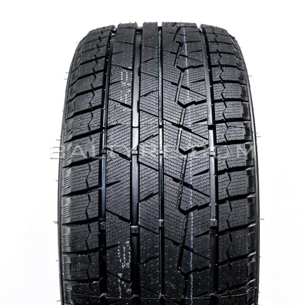 Comforser CF960 235/45 R17 97V