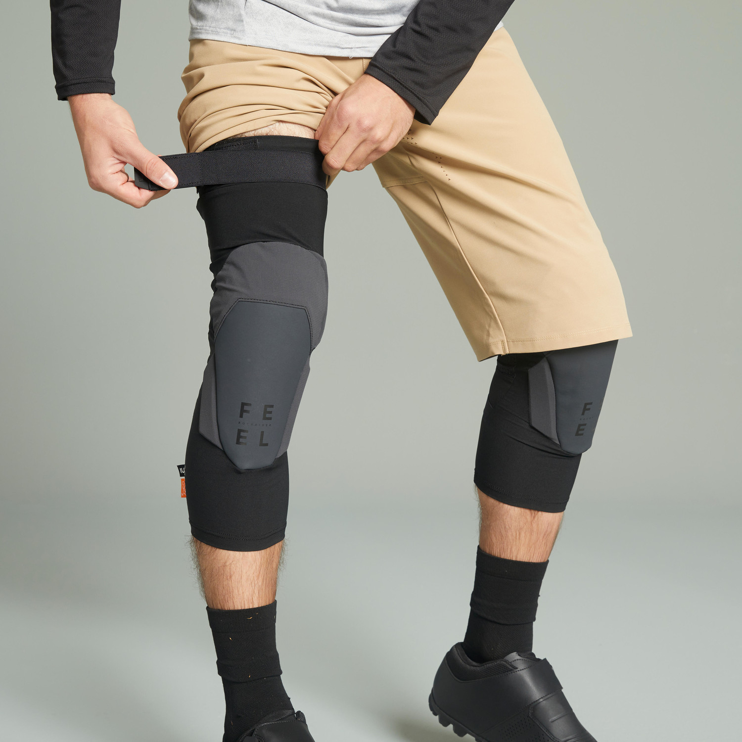 Cyklistické chrániče kolien na MTB All-mountain Enduro FEEL D_STRONG 
D3O®