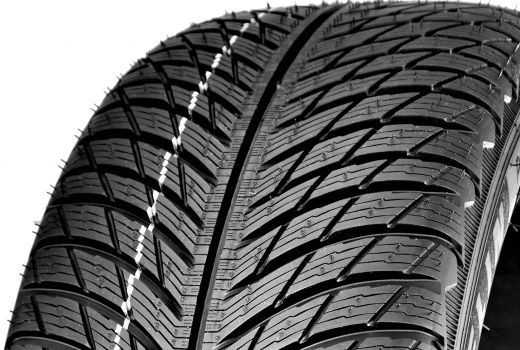 Michelin PILOT ALPIN 5 SUV 235/50 R21 101V