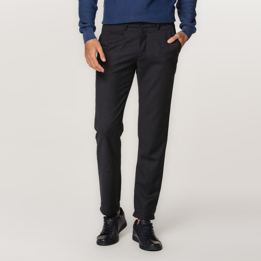 Pánske nohavice chinos čiernej farby s hladkým vzorom 15445