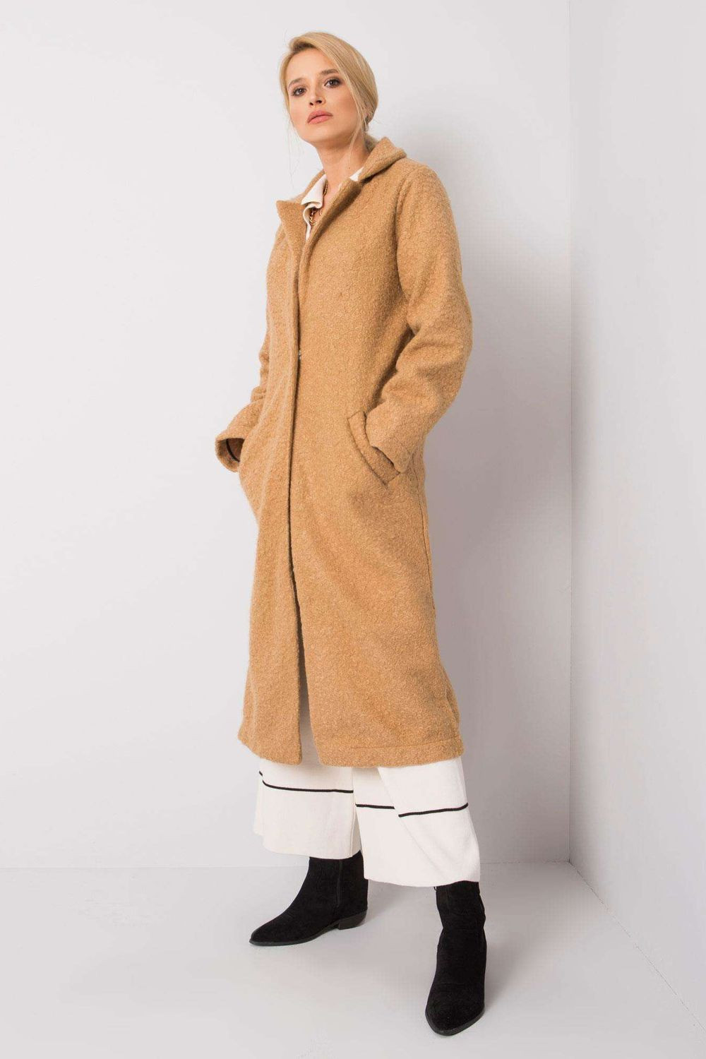 Plášť model 172478 Rue Paris m