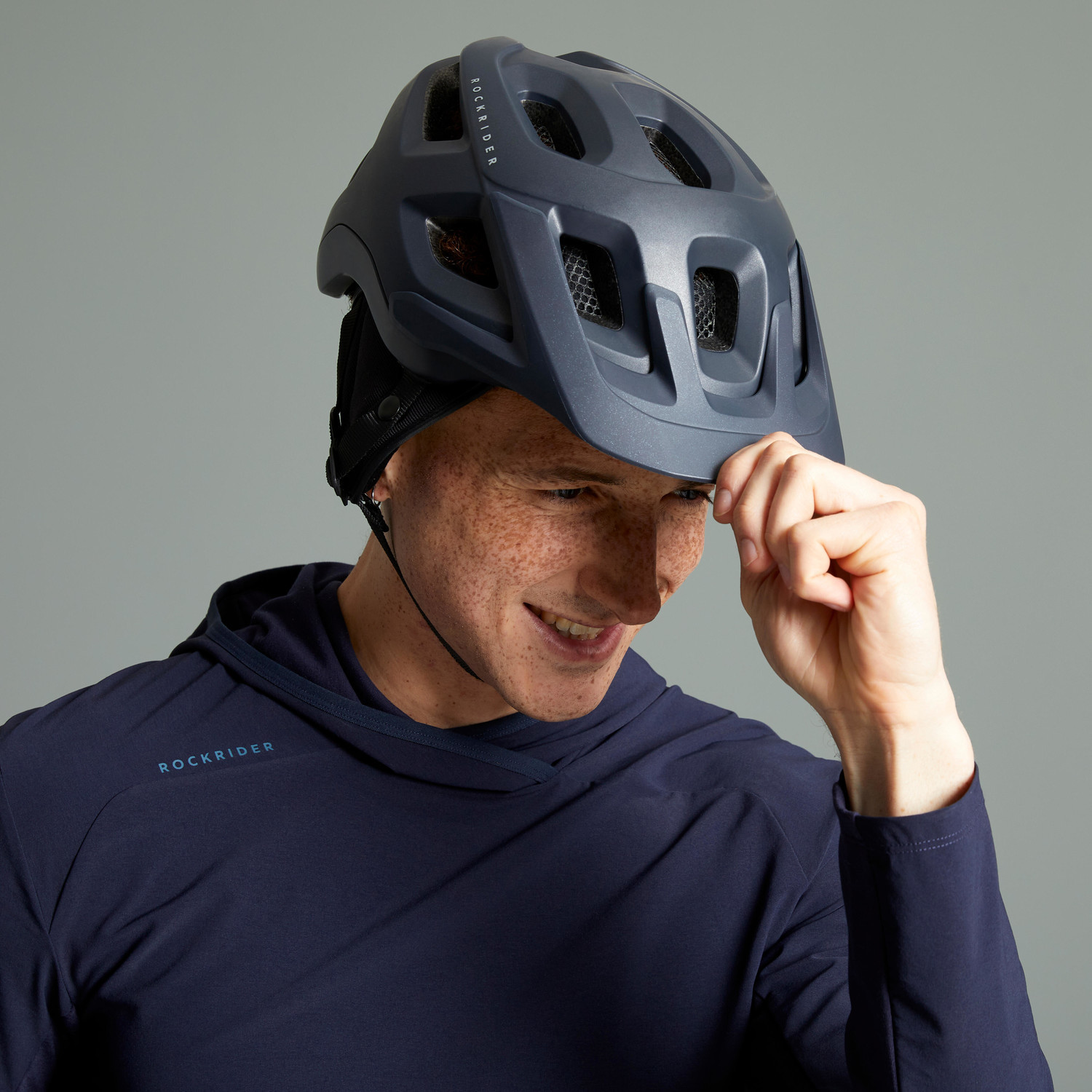 Prilba na horskú cyklistiku ST 500 All Seasons modrá