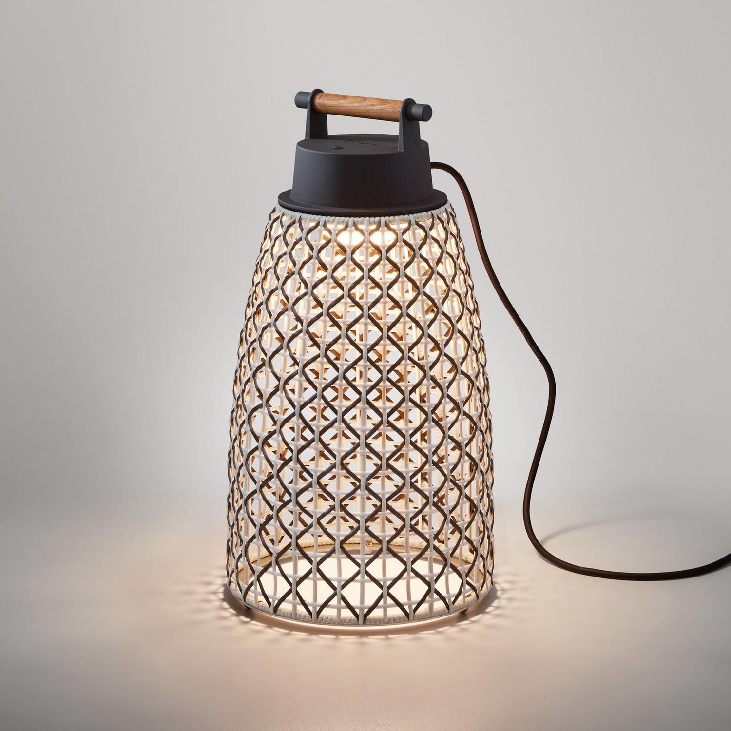 Bover Nans M/49 stolová LED lampa exteriér, hnedá