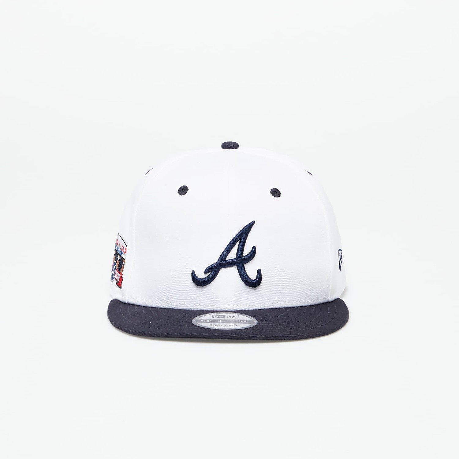 New Era Atlanta Braves White Crown Patch 9Fifty Snapback Cap Optic White/ Navy