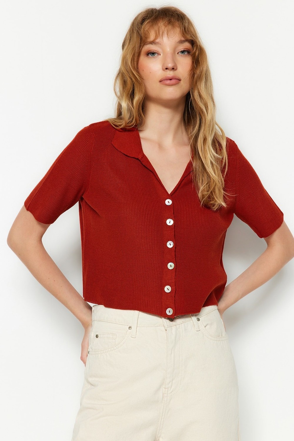 Trendyol Blouse - Braun - Regular fit