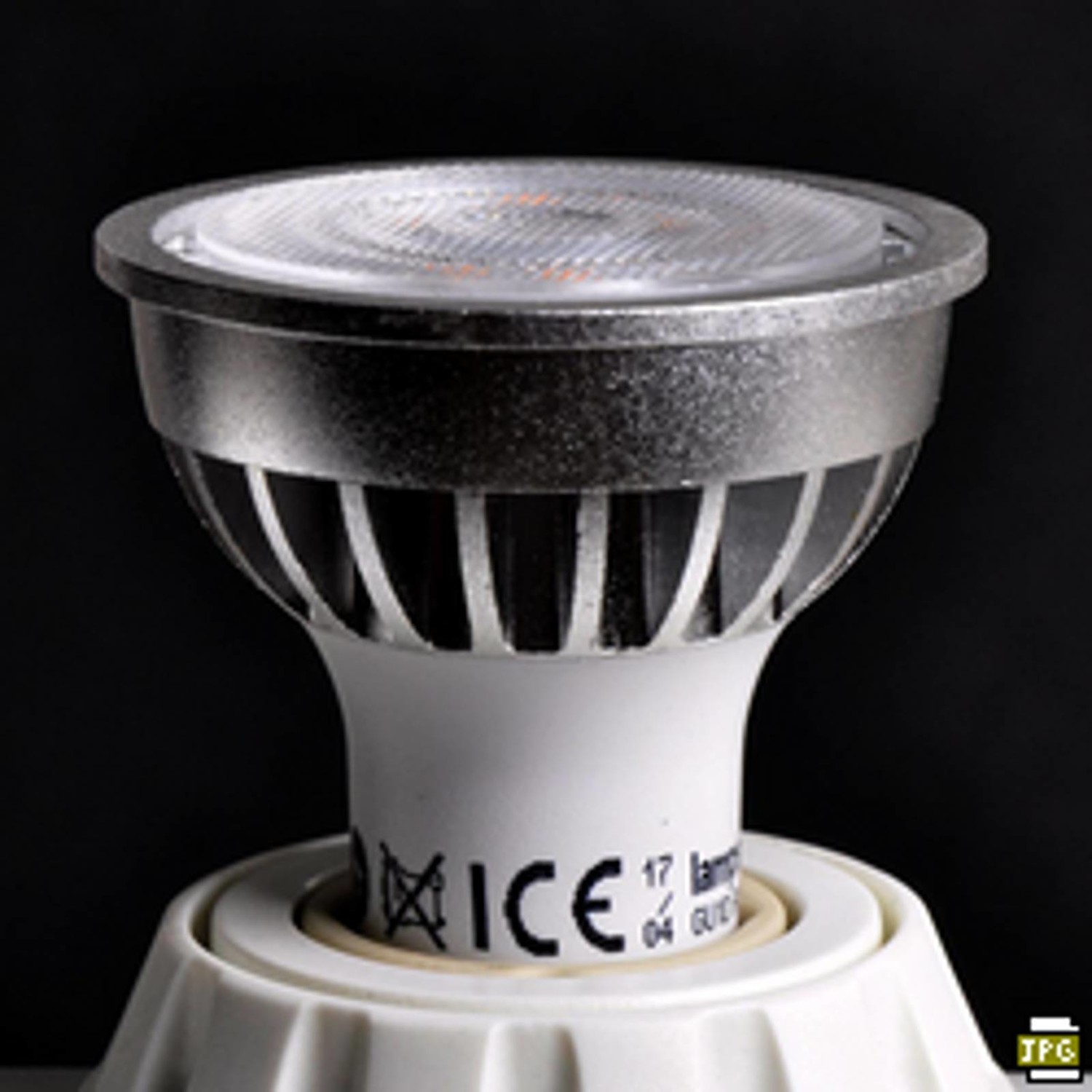 GU10 5W 830 LED reflektor 55° 4 000K