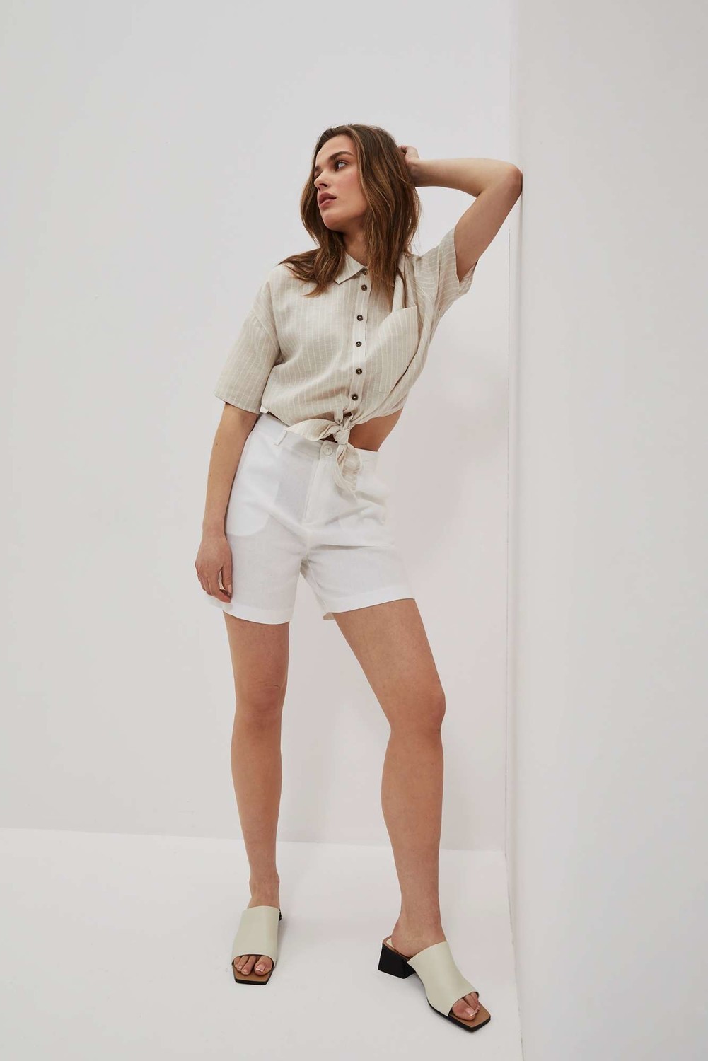 WOMEN'S SHORTS L-SH-4020 WHITE