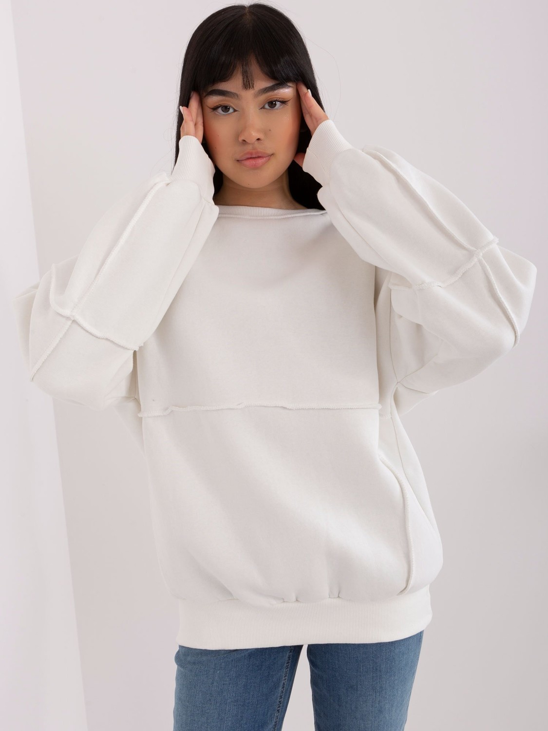 Ecru hoodie with round neckline