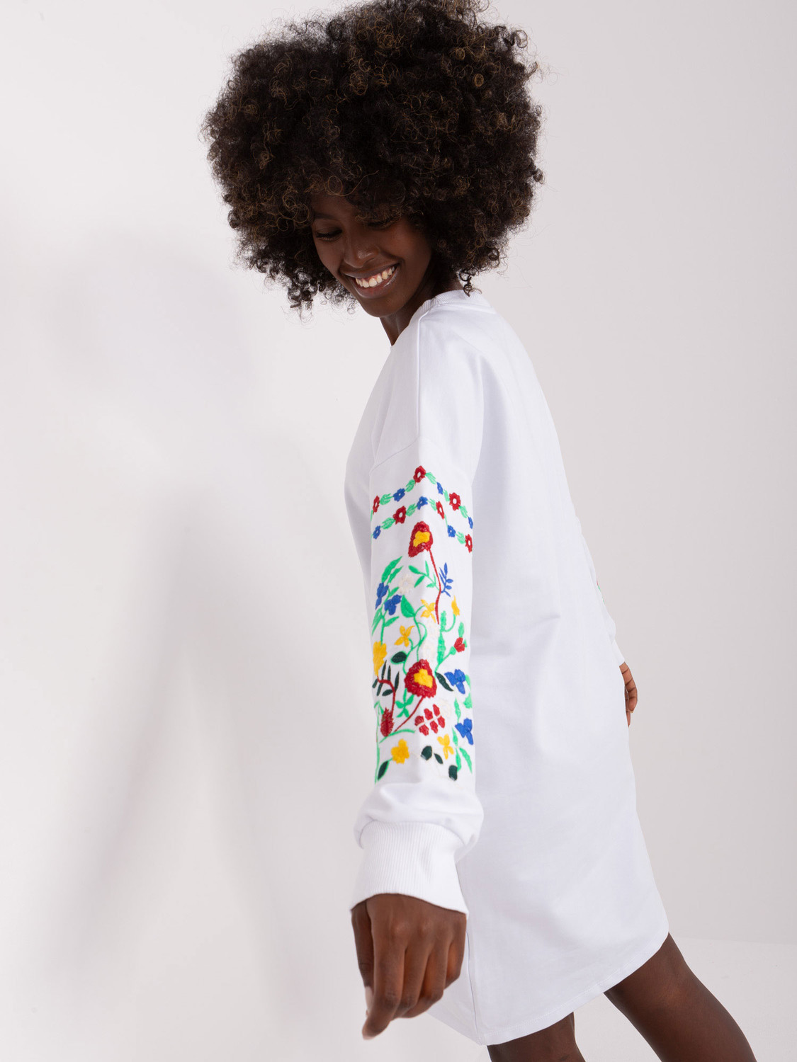 White sweatshirt dress with embroidery on sleeves by RUE PARIS