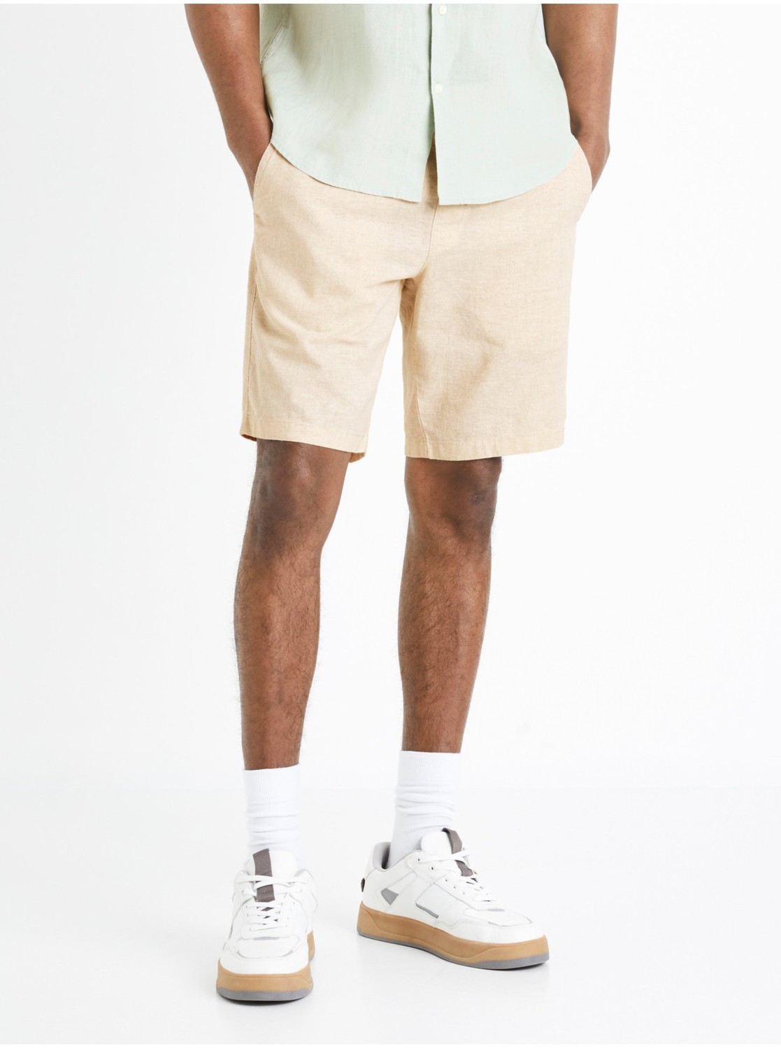 Béžové pánske ľanové kraťasy Celio Dolincobm