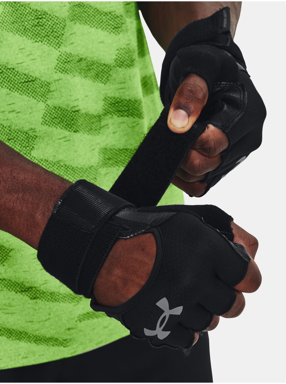 Rukavice Under Armour M's Weightlifting Gloves - čierna