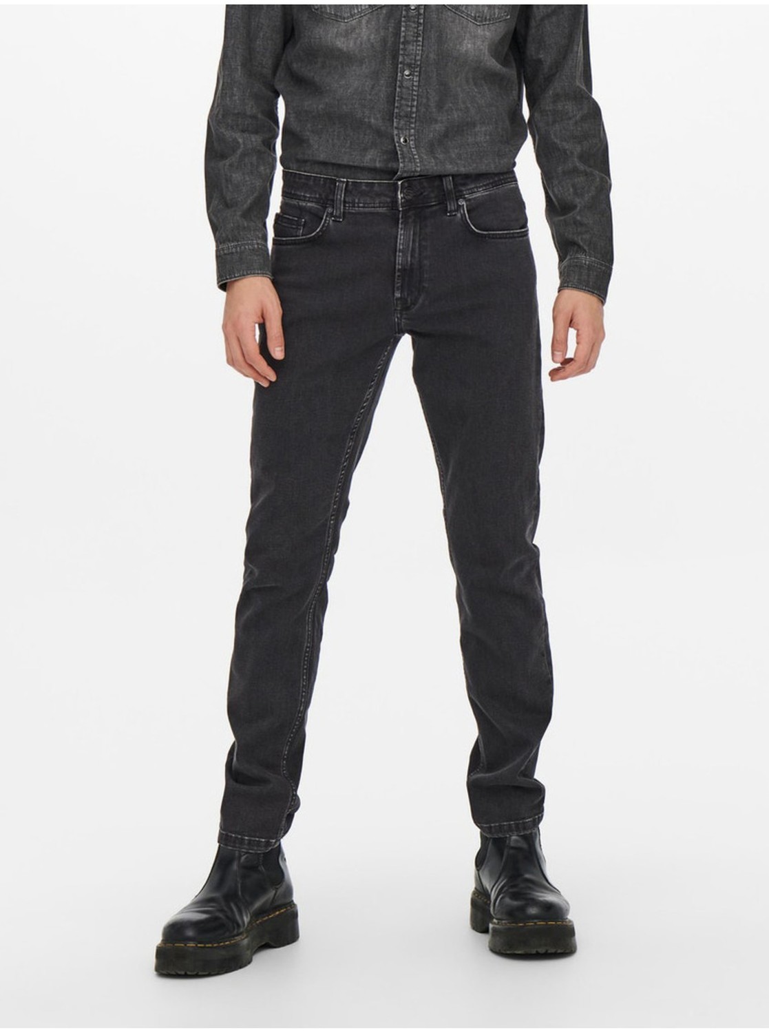 Čierne slim fit rifle ONLY & SONS