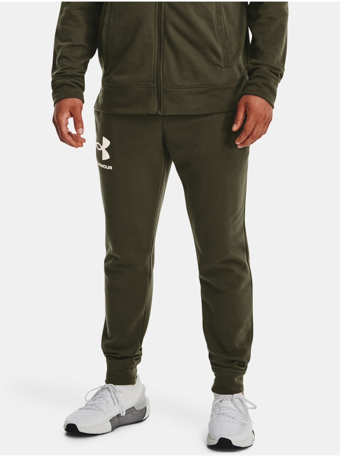 Tepláky pre mužov Under Armour - zelená