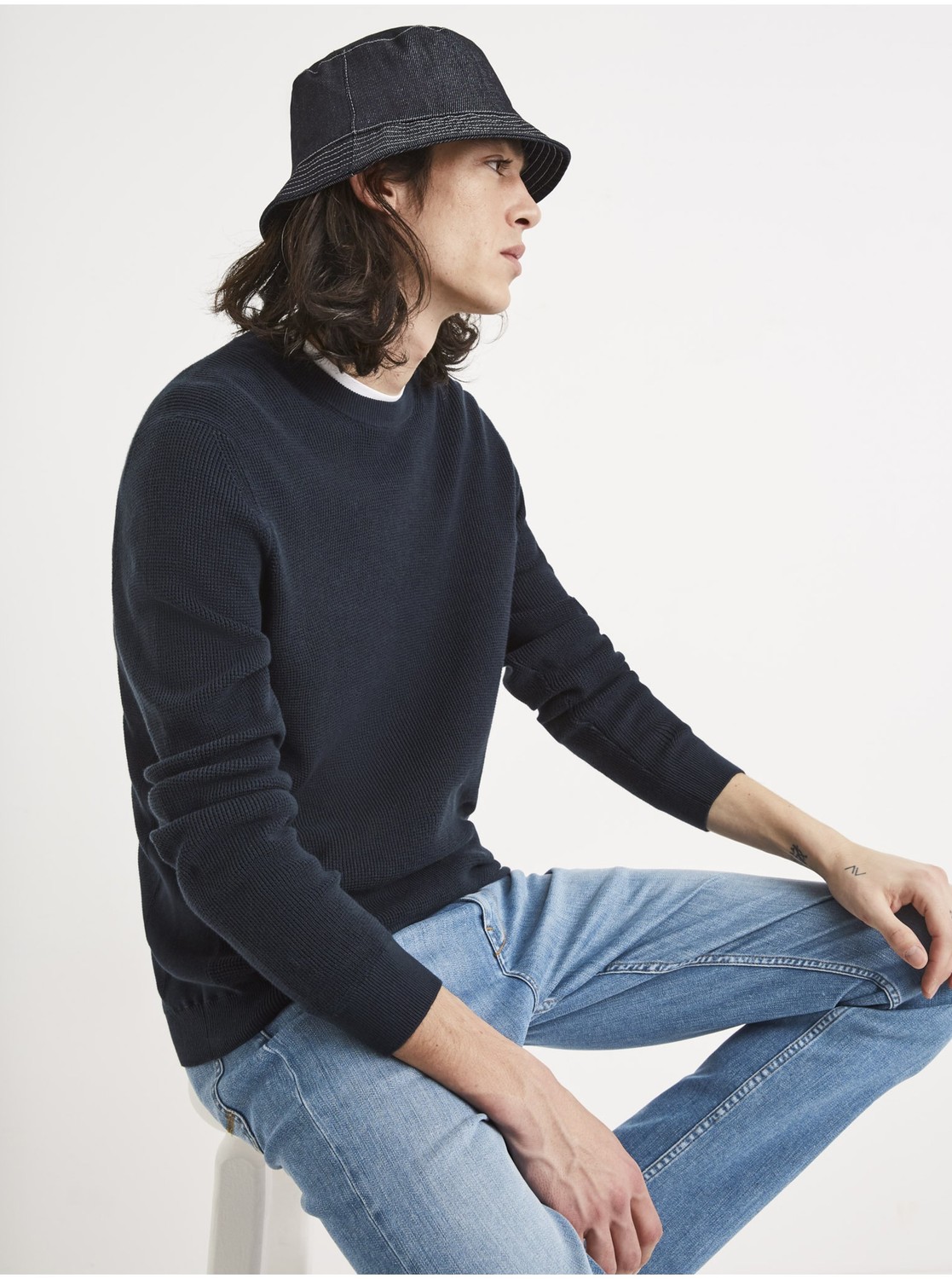 Tmavě modrý basic svetr Celio Tepic