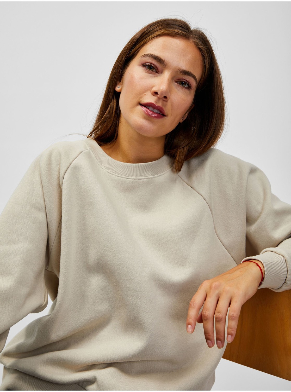 Béžová dámska mikina GAP raglan vintage soft