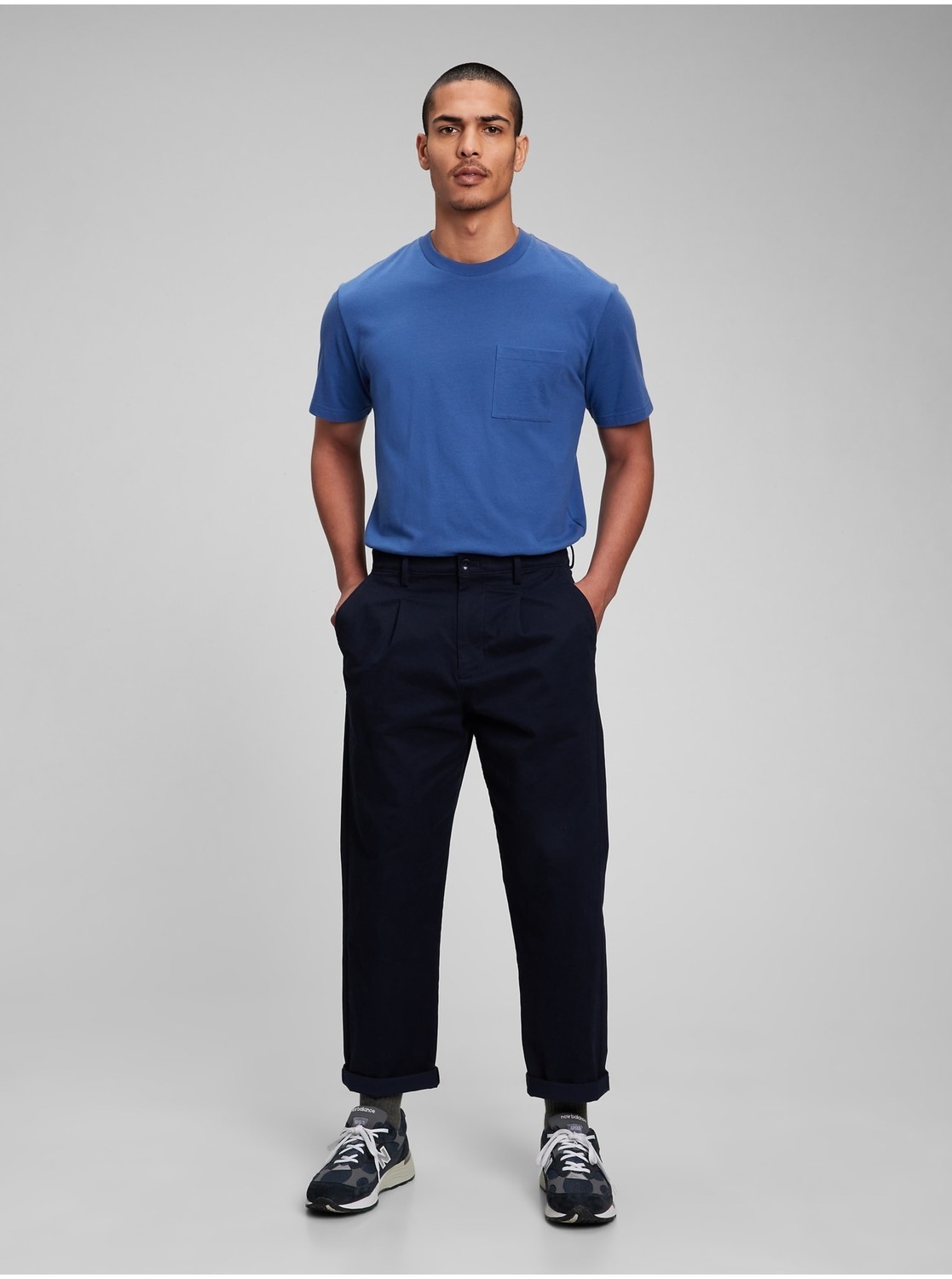 Tmavomodré pánske nohavice GAP