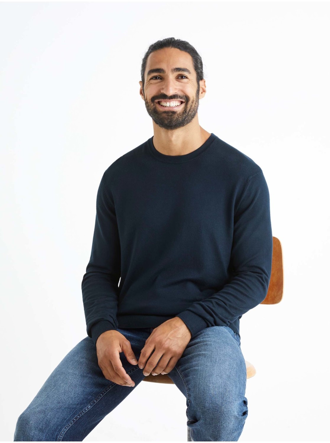 Tmavomodrý pánsky sveter Celio Befirst