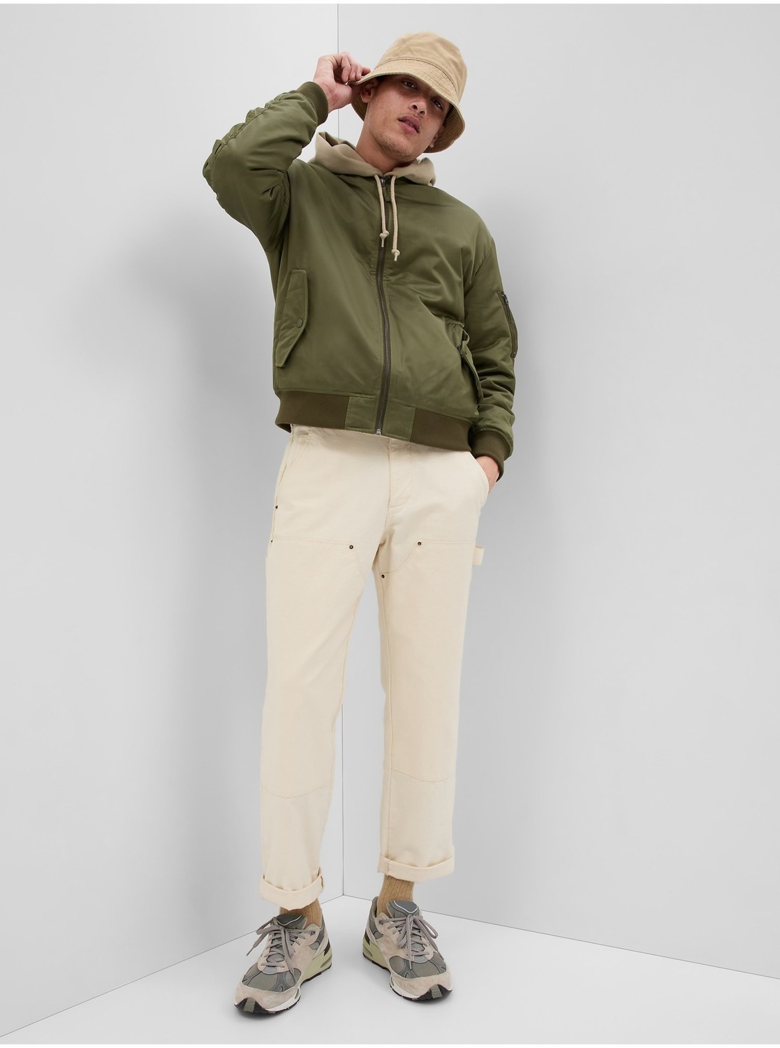 Kaki pánsky bomber GAP