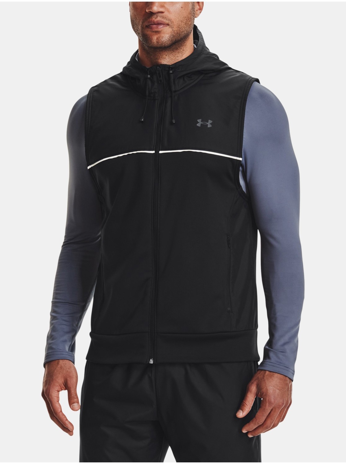 Vesty pre mužov Under Armour - čierna