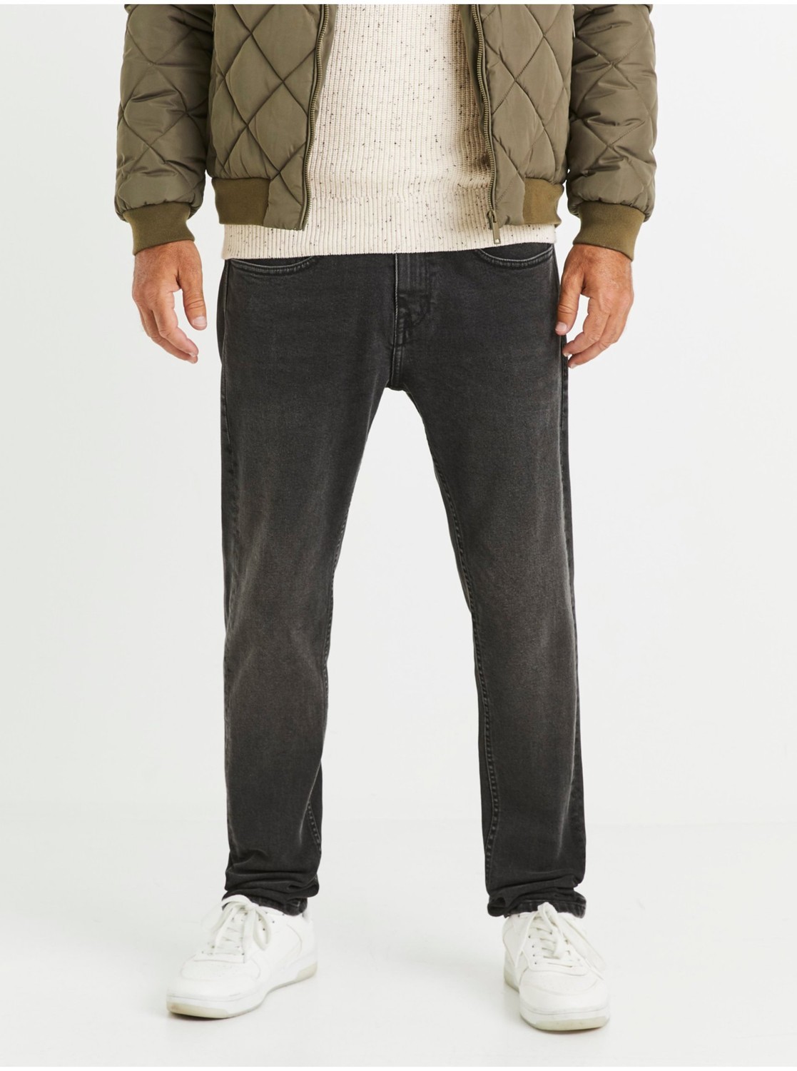 Čierne pánske straight fit rifle Celio