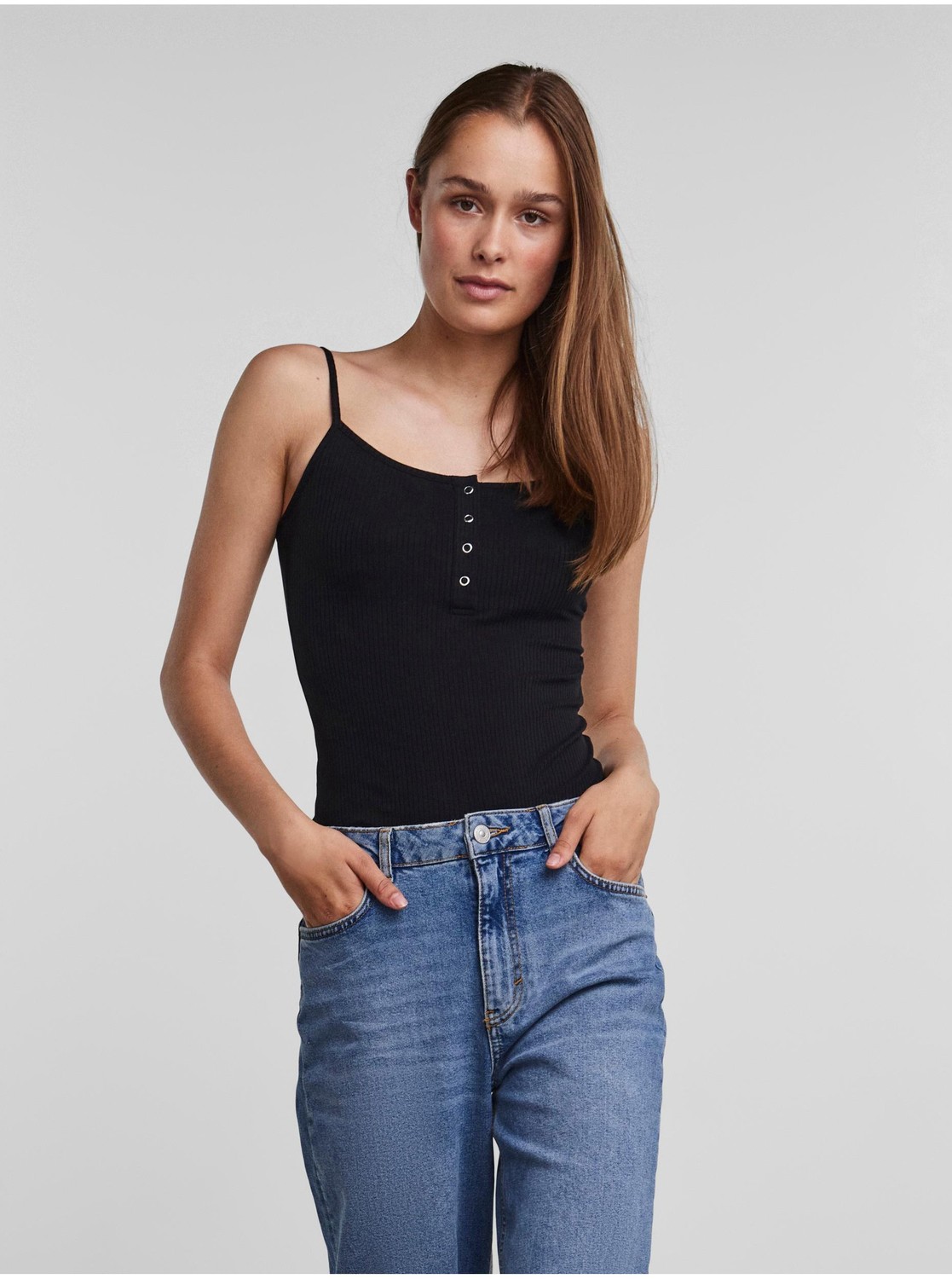 Čierne rebrované body Pieces Kitte