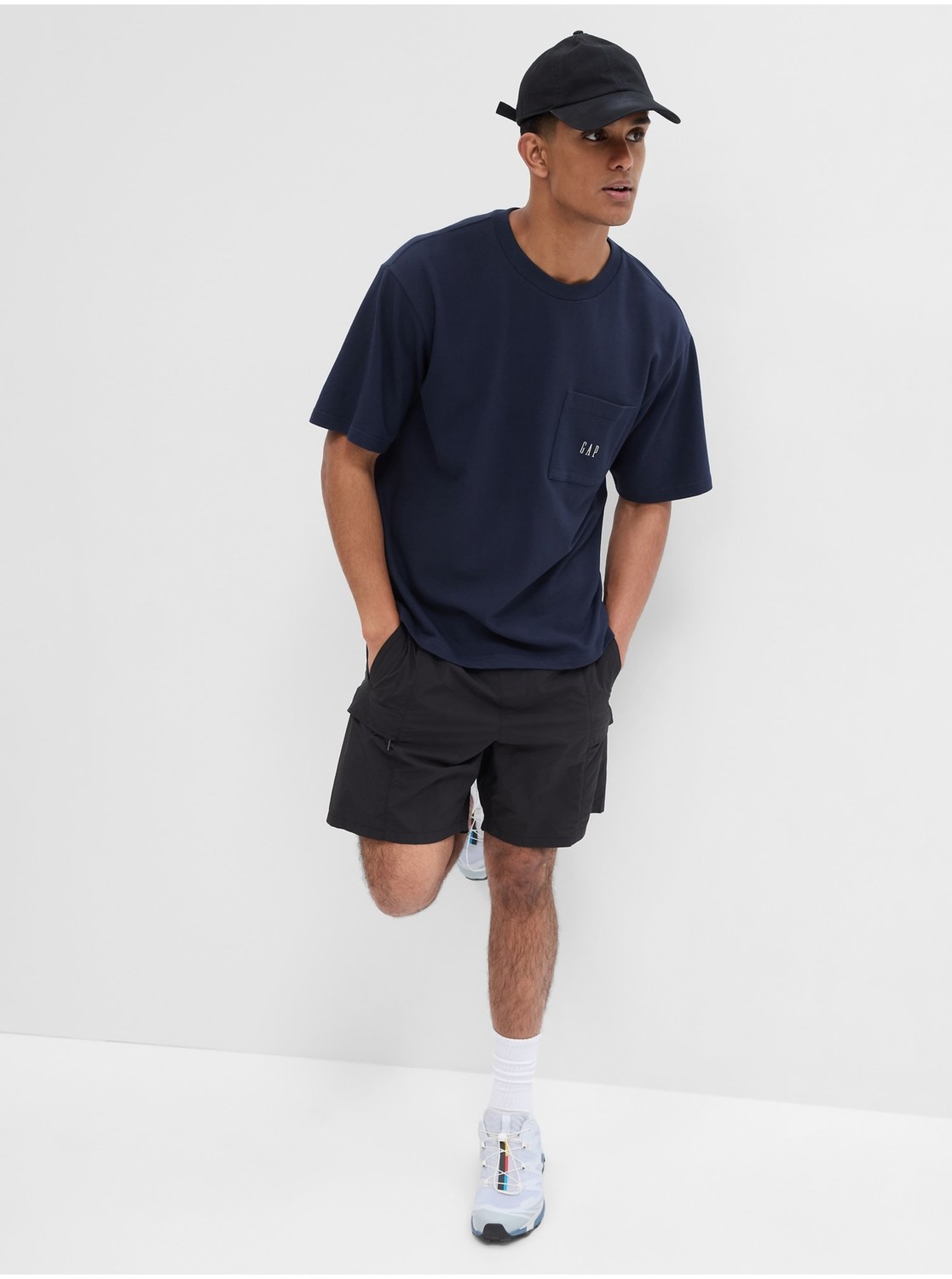 Tmavomodré pánske oversize tričko GAP