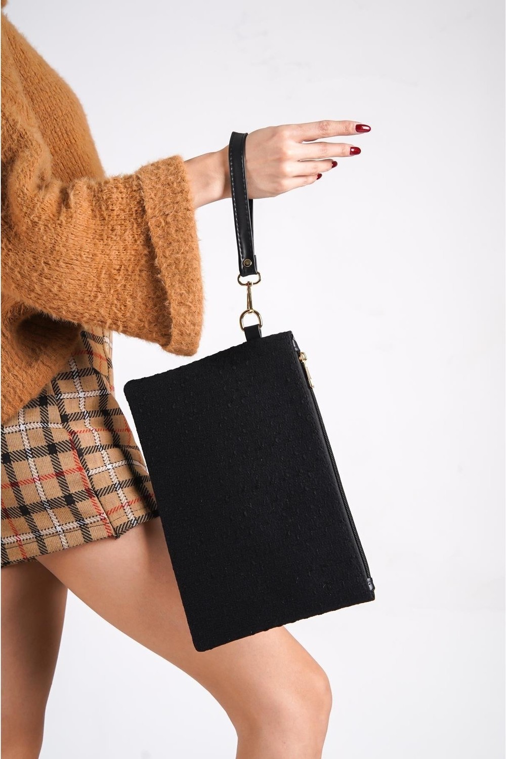Capone Outfitters Clutch - Black - Plain
