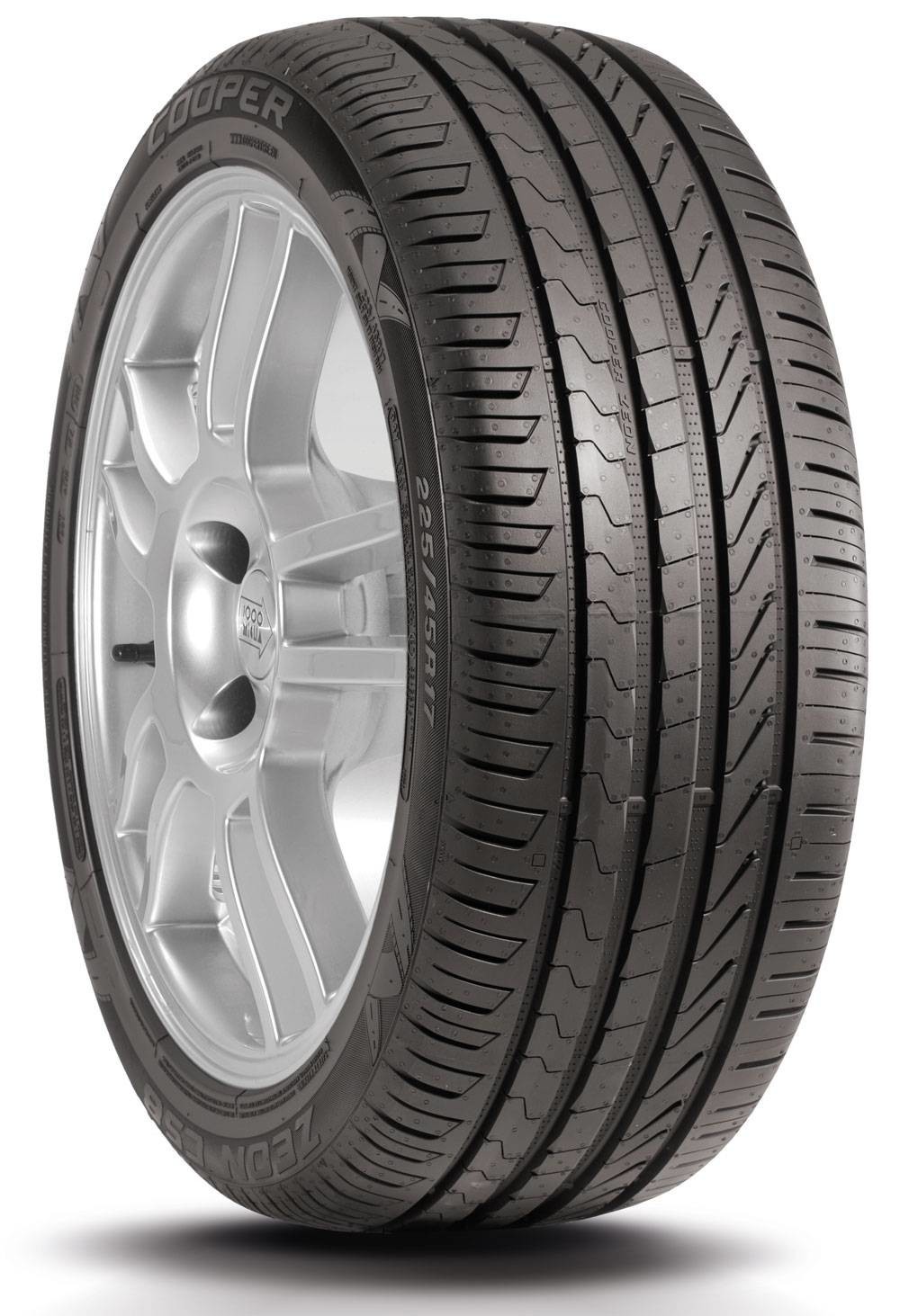 Cooper ZEON CS8 245/45 R17 99Y