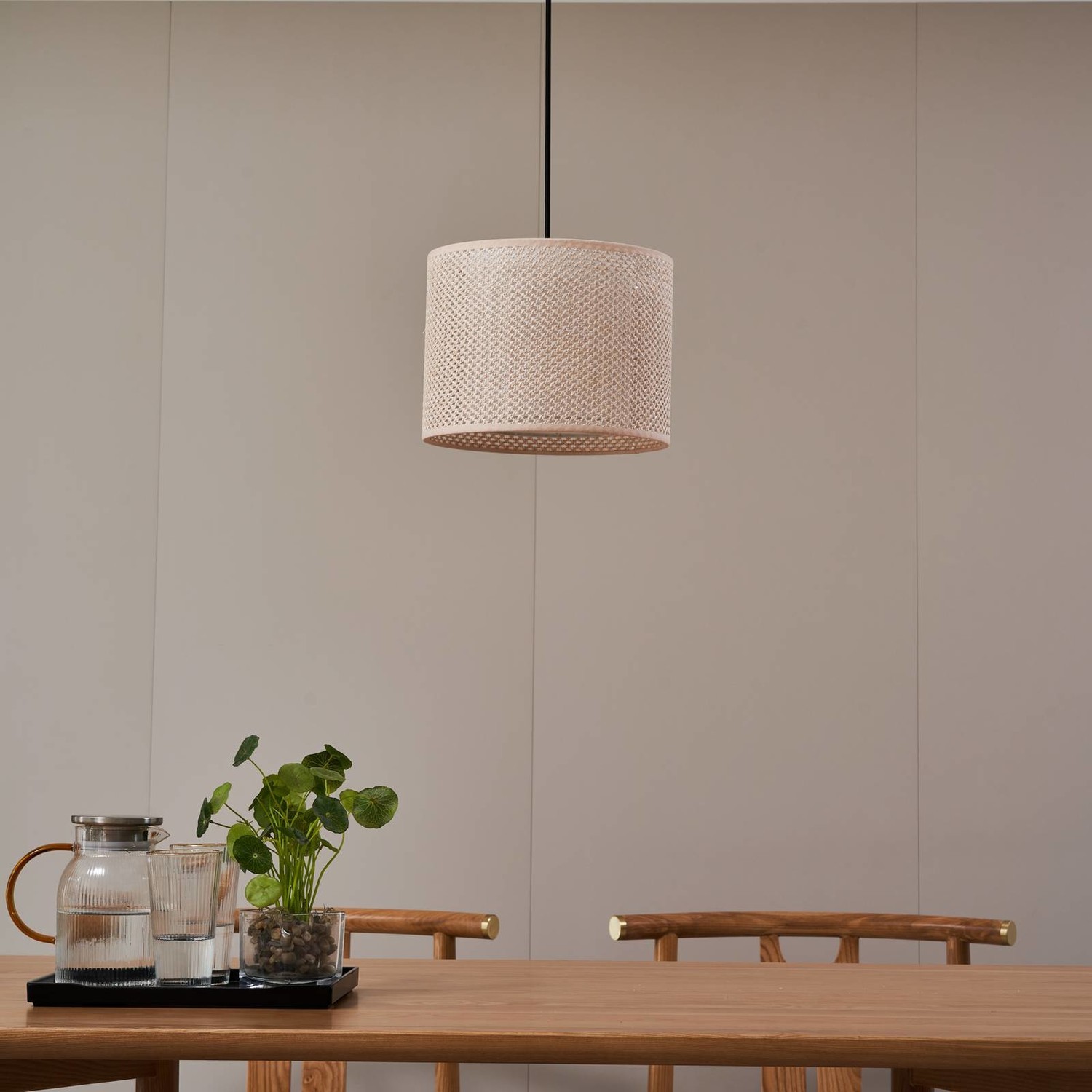 Lindby Soula svietidlo ratan krémová Ø 26 cm