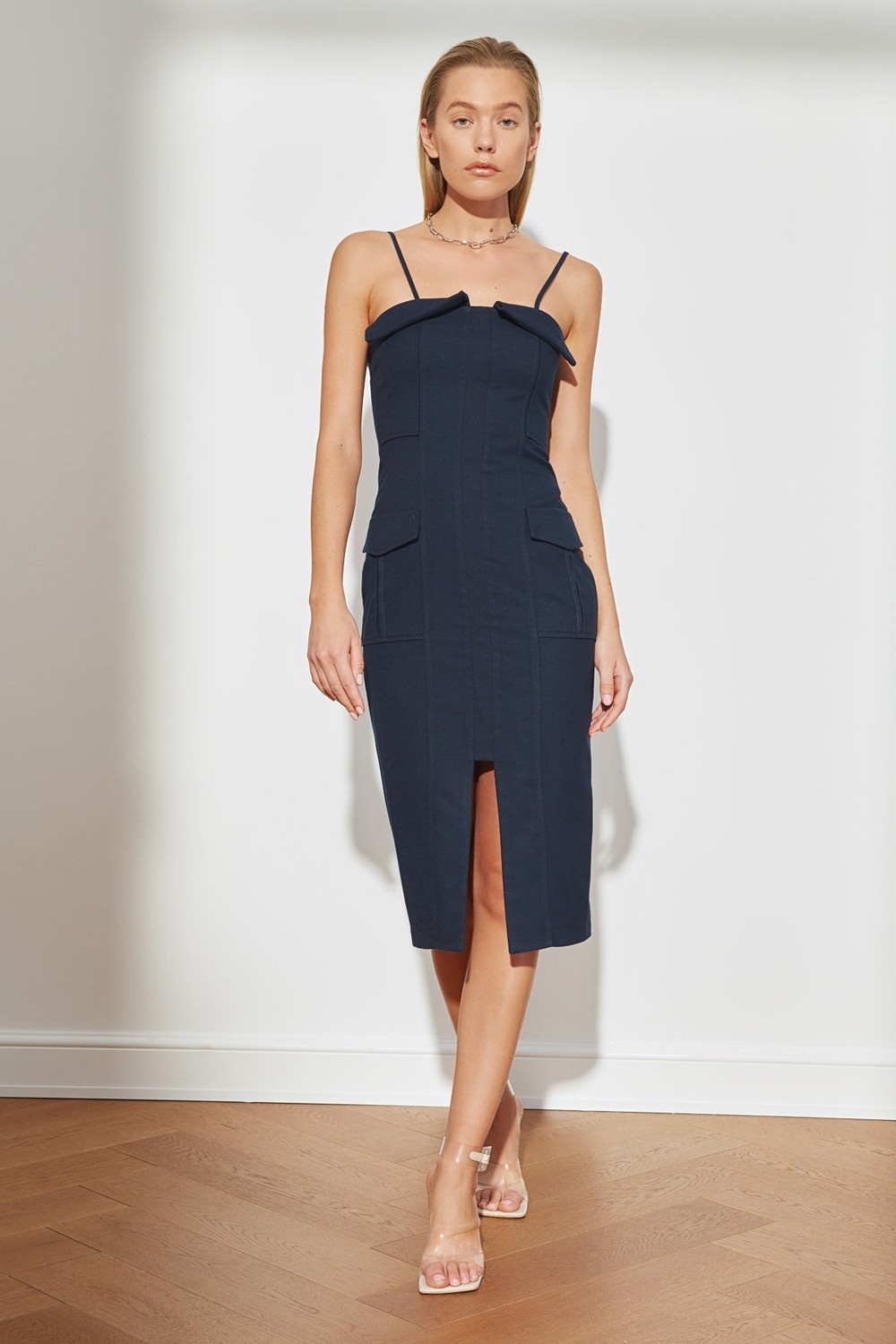 Trendyol Navy Blue Pocket and Slit Detail Dress