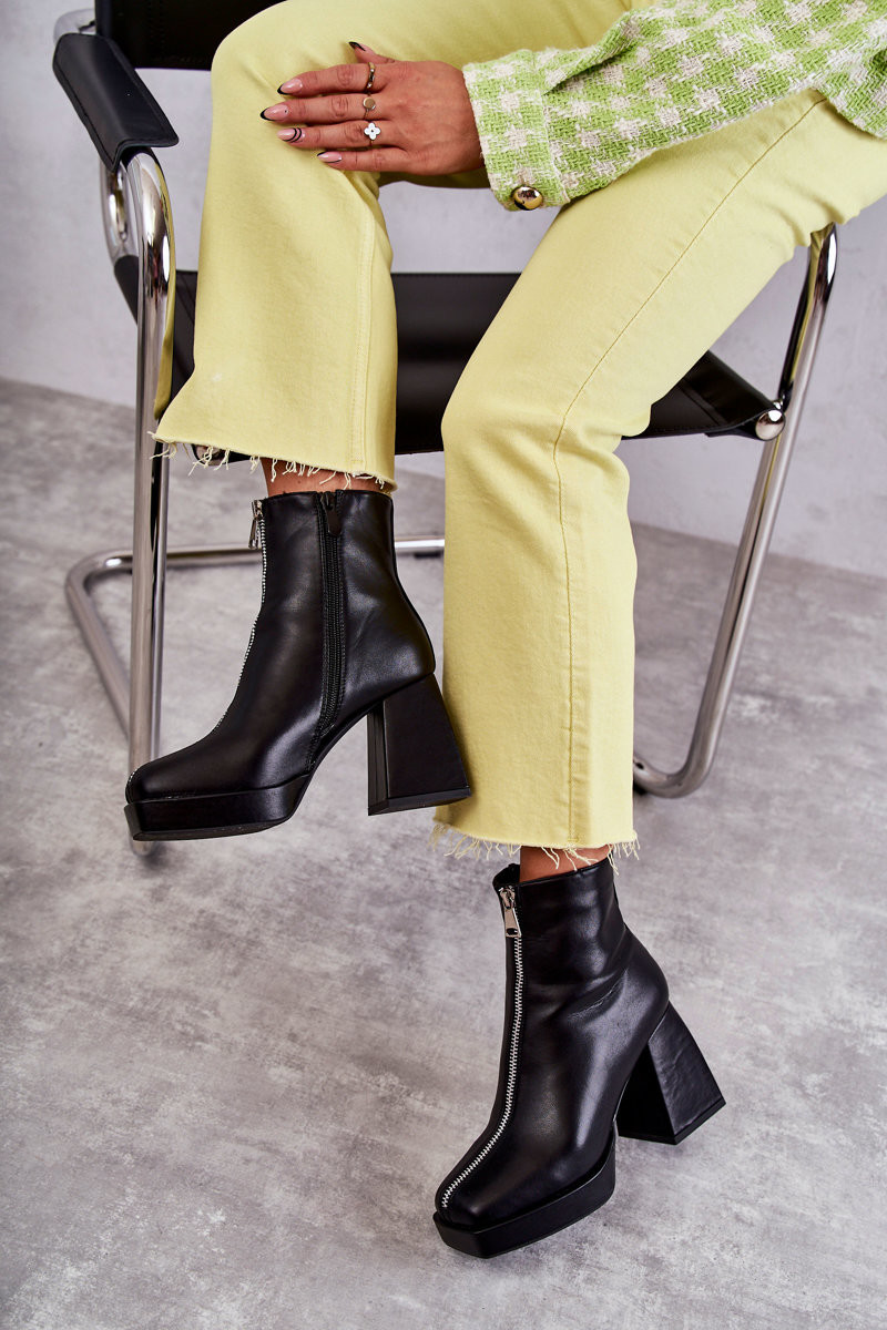 Women's boots with robust heels with zipper black Carrera