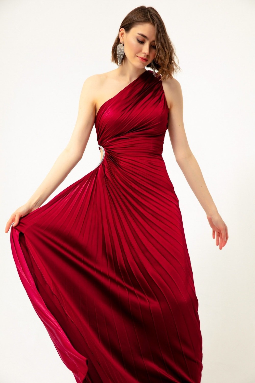 Lafaba Women's Red One-Shoulder Decollete Long Evening Dress.