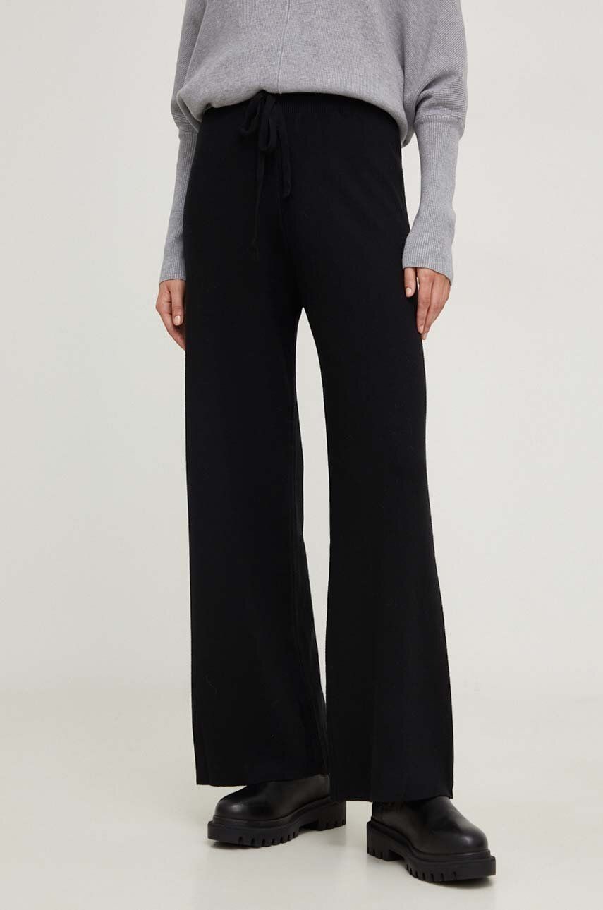 Tepláky Answear Lab čierna farba, jednofarebné