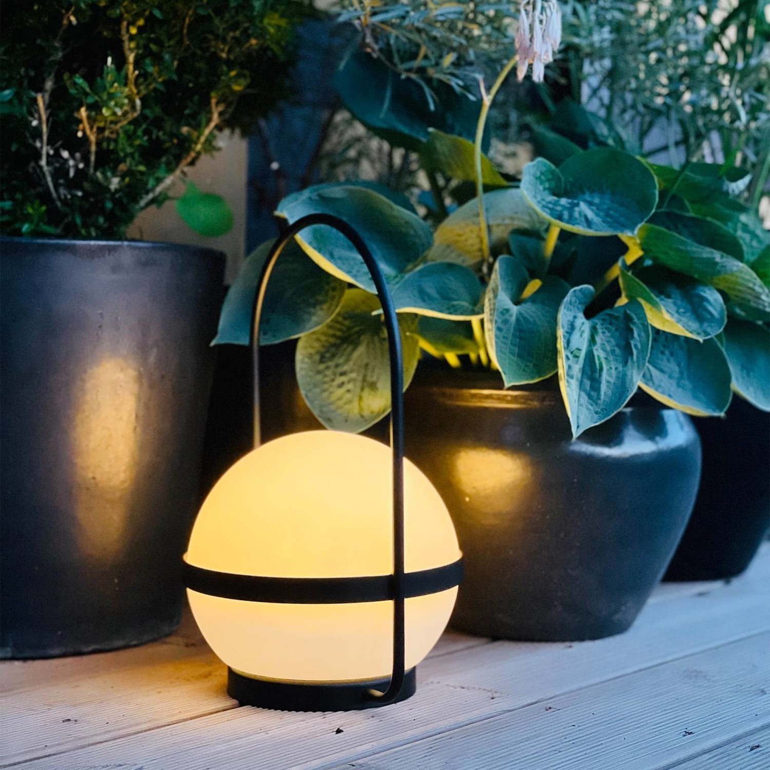 Dyberg Larsen Summer stolová lampa solárna USB
