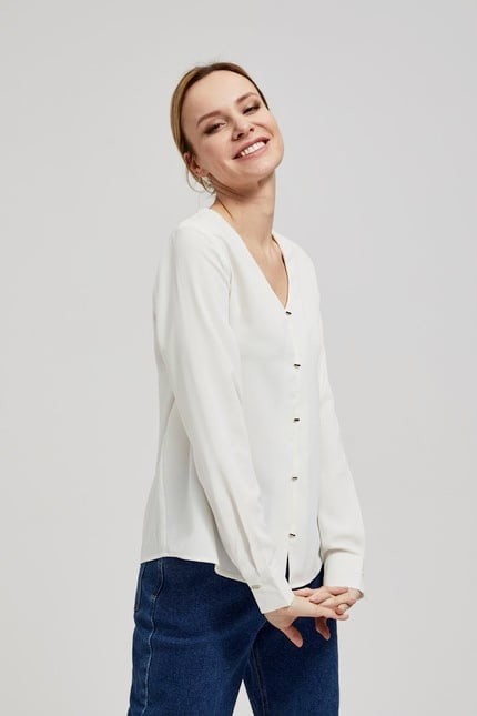 V-neck shirt with soft buttons