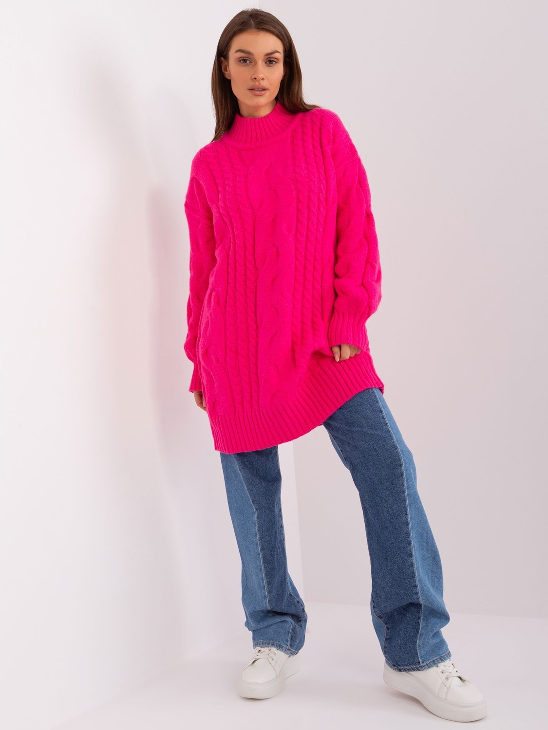 Fluo pink knitted dress with braids